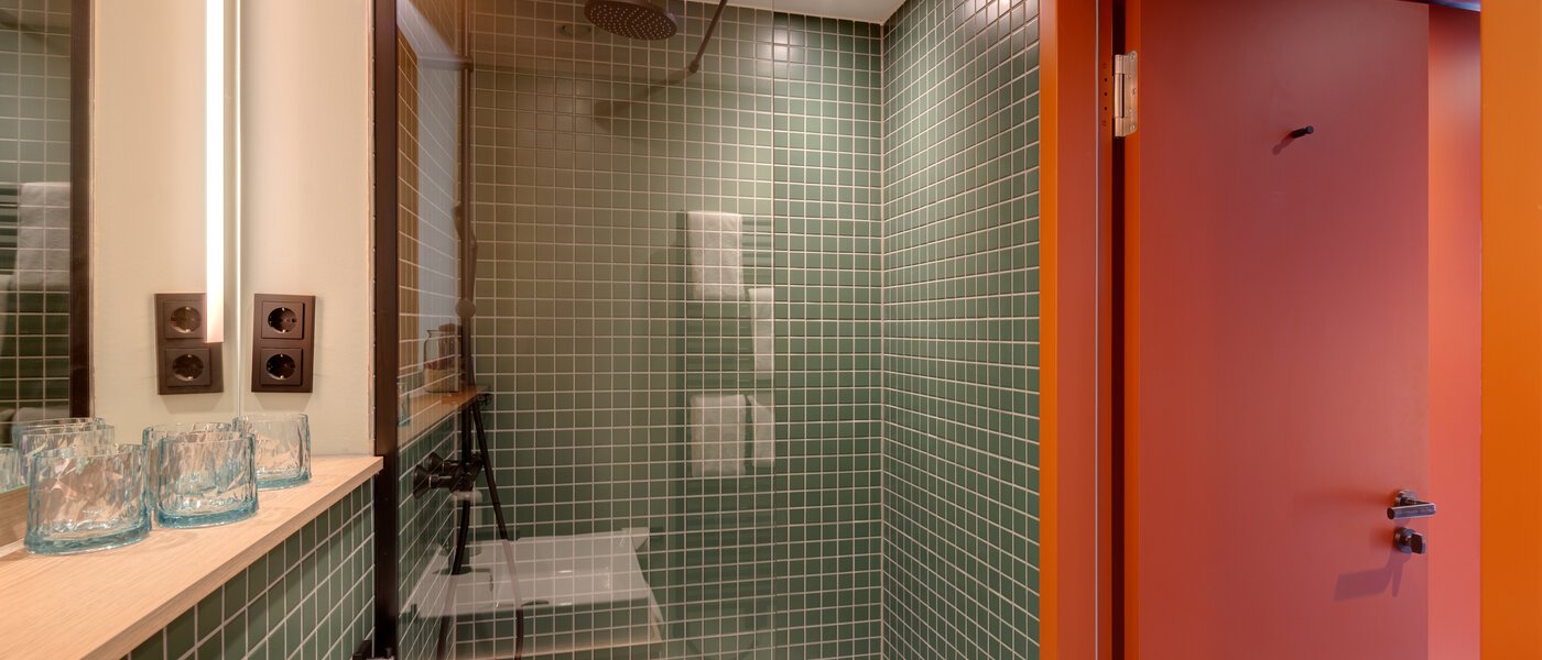 studio Unterföhring 02 bathroom 14030