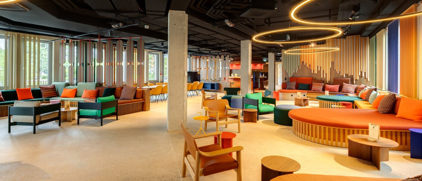 studio Unterföhring 01 Lobby 14033