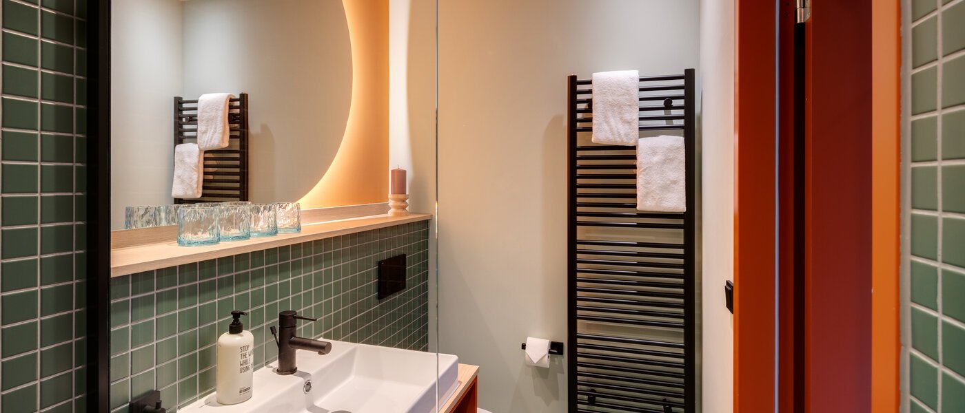 studio Unterföhring 01 bathroom 14037