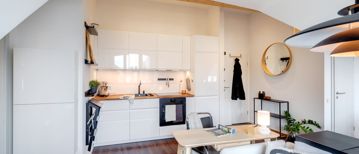 attic apartment München Sendling 01 kitchen 14059