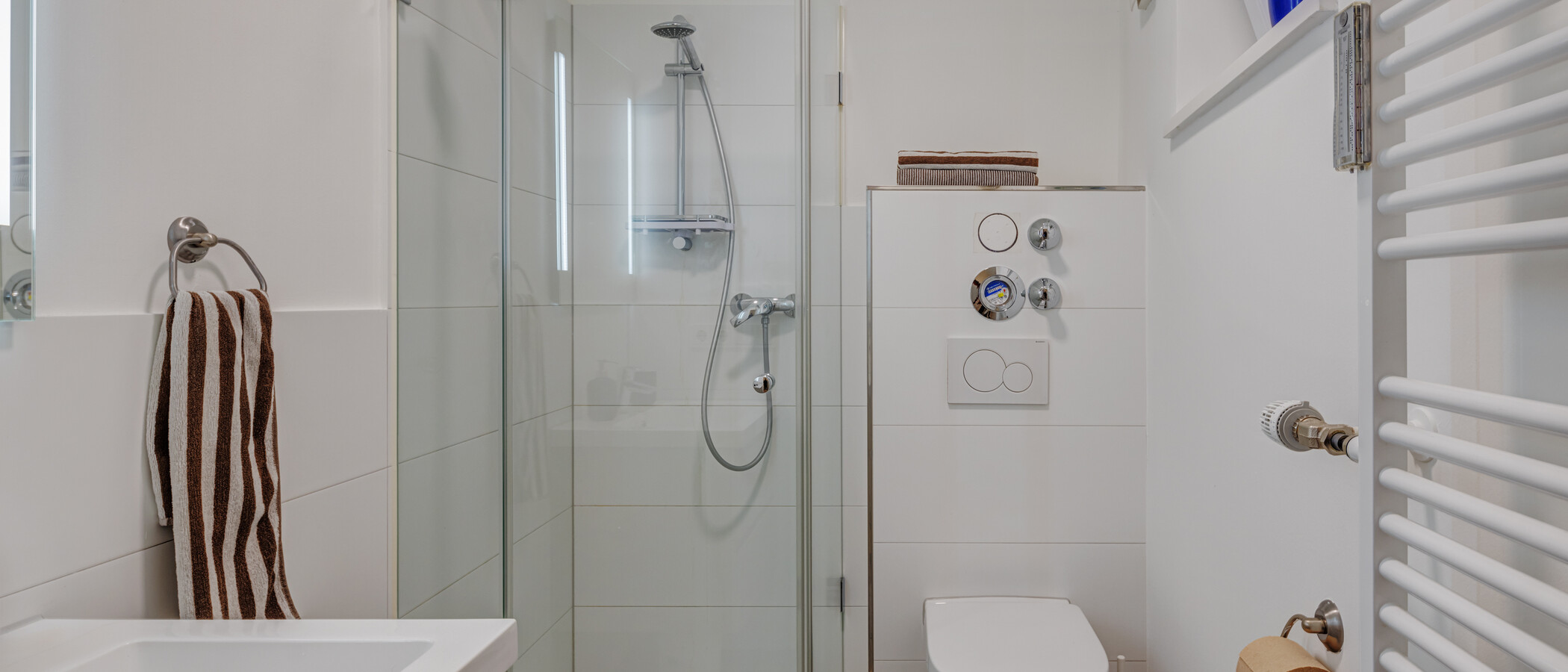 studio München Schwabing 01 bathroom 14061
