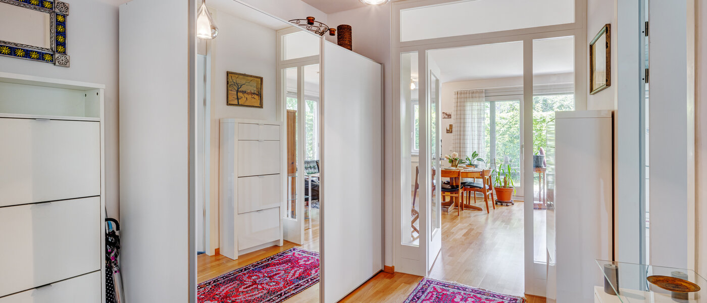 apartment with garden 	 München Thalkirchen 03 hall 14062