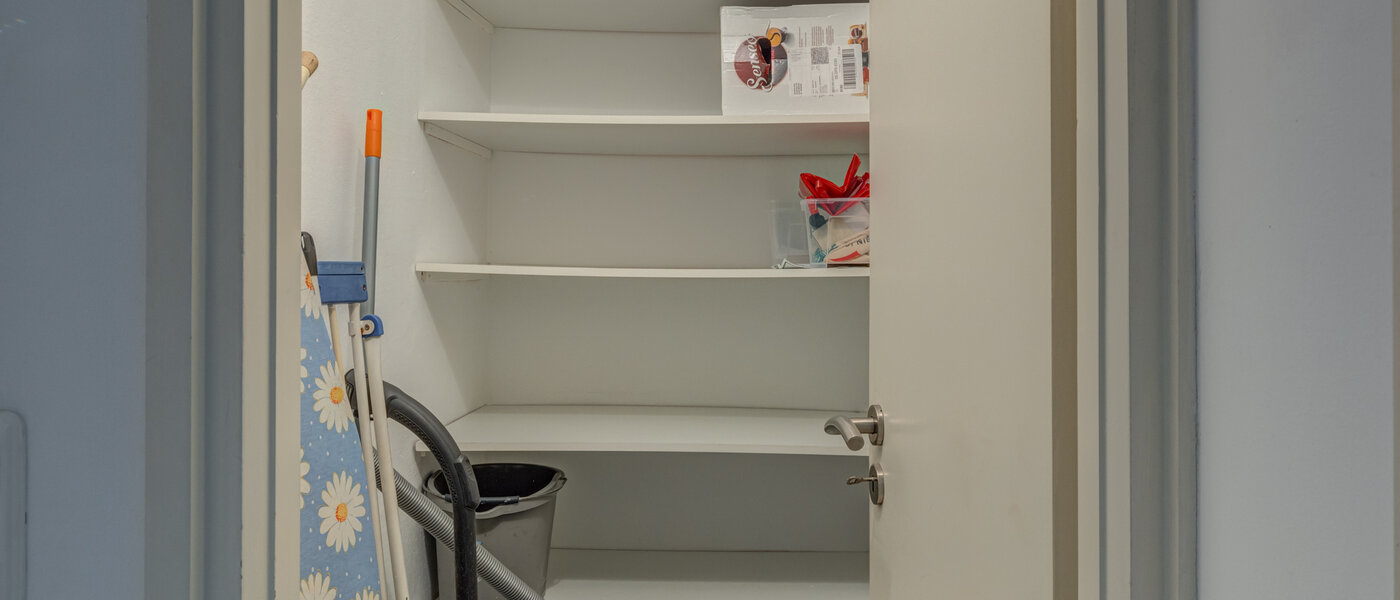 apartment München Parkstadt Bogenhausen 01 storage room 14066