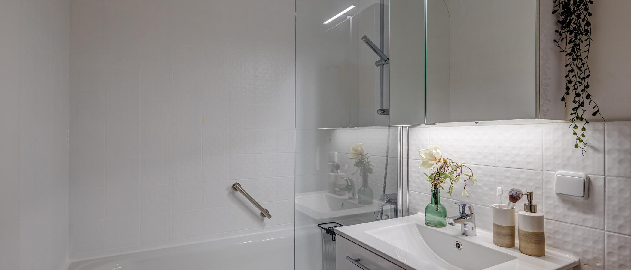 studio München Haidhausen 02 bathroom 14070