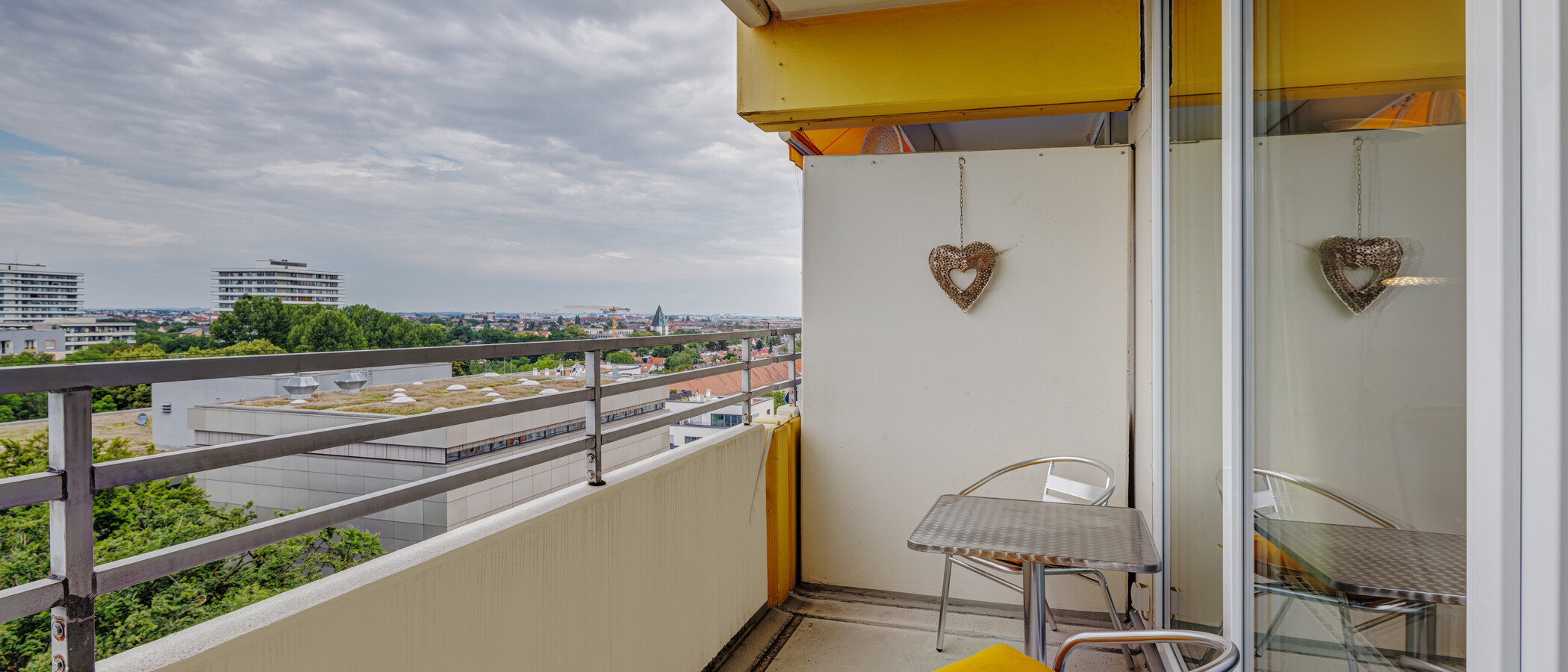 apartment München Schwabing (rechts der Leopoldstraße) 01 balcony 14071