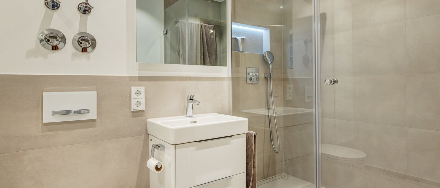 apartment München Daglfing 01 bathroom 14078