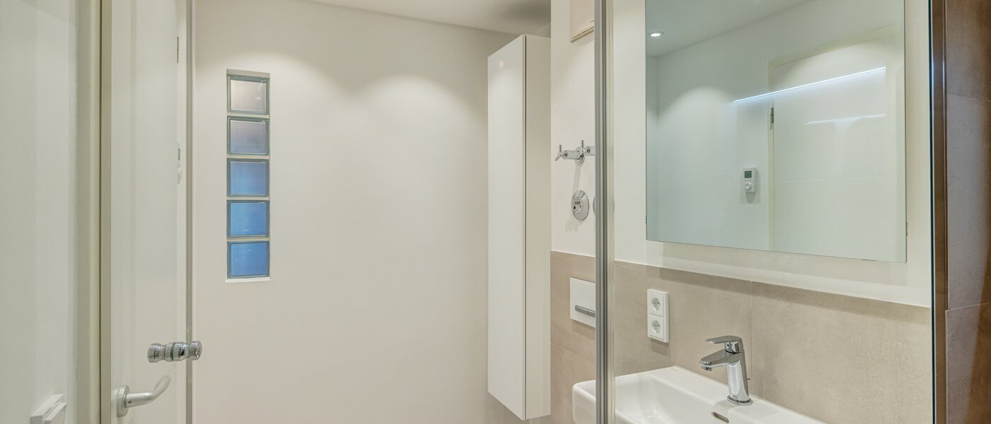 apartment München Daglfing 03 bathroom 14078