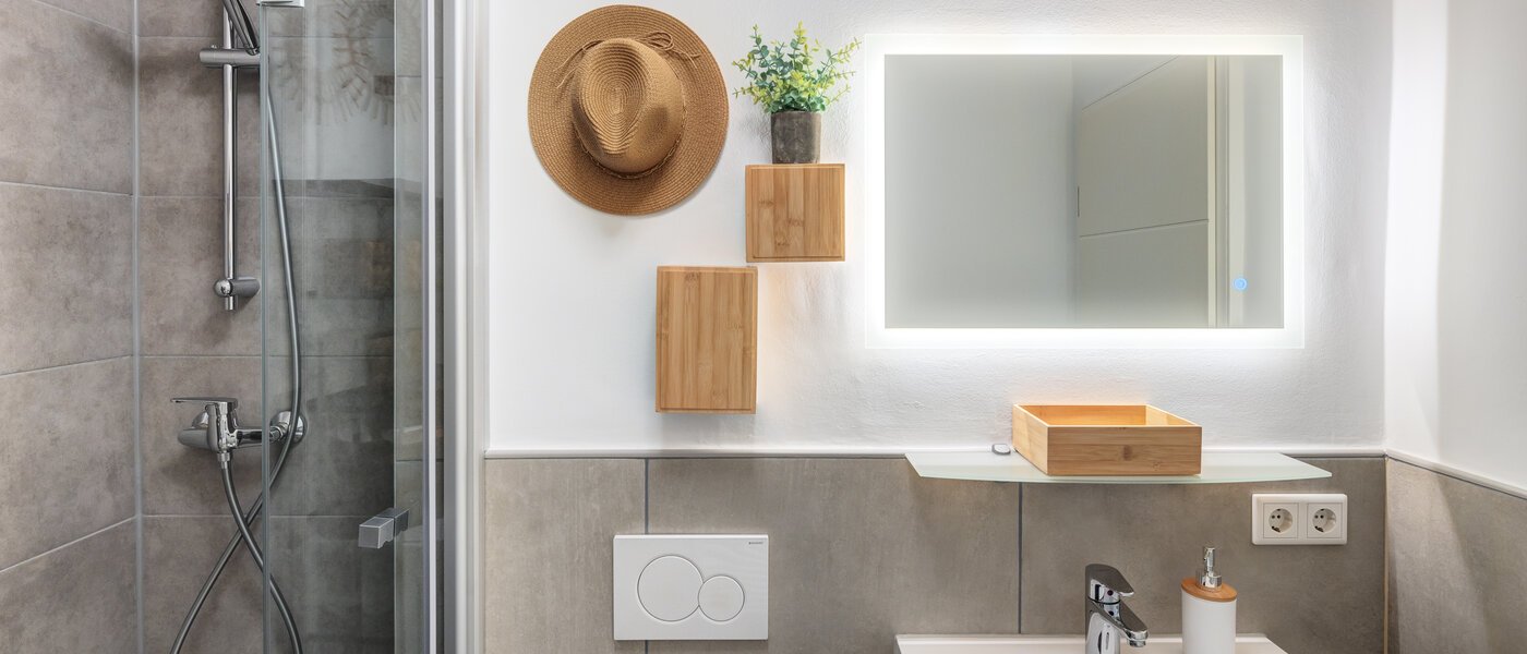 apartment München Neufahrn b. Freising 03 bathroom 14081