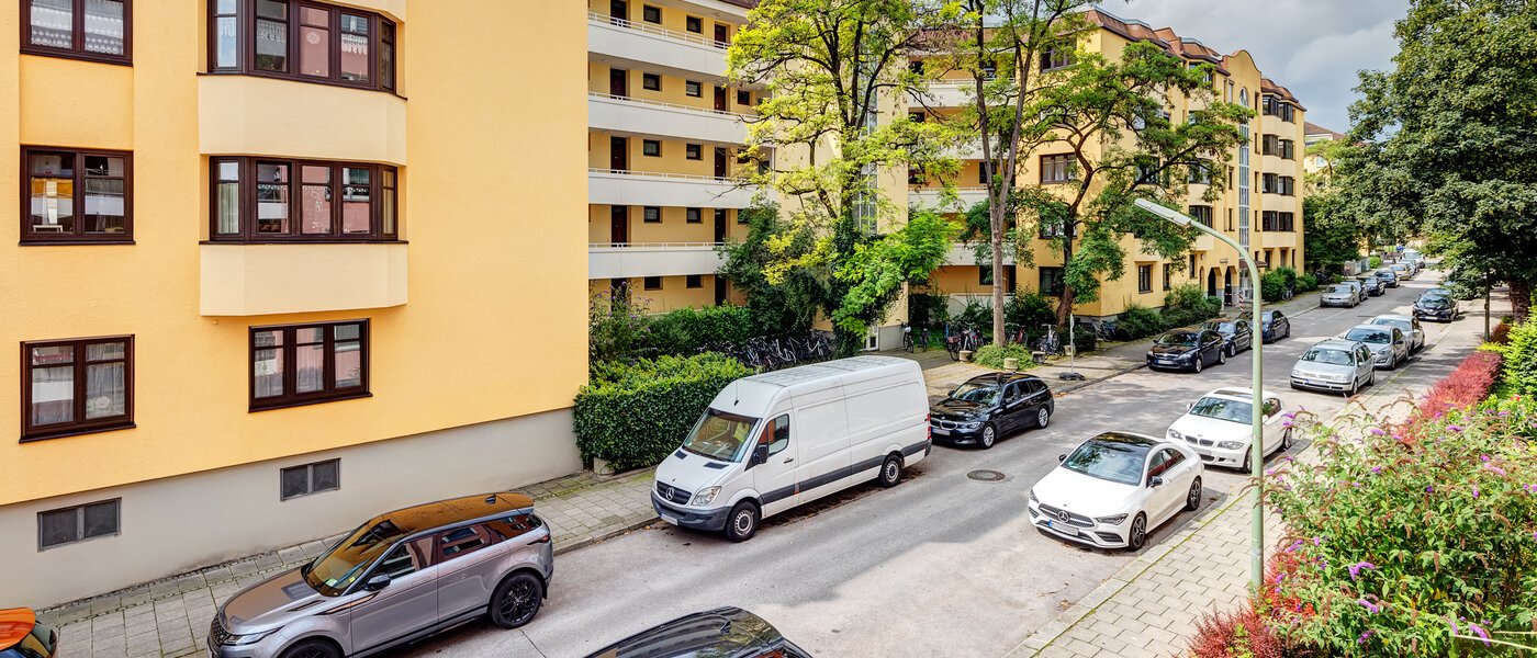 apartment München Schwabing-West 04 view 14090