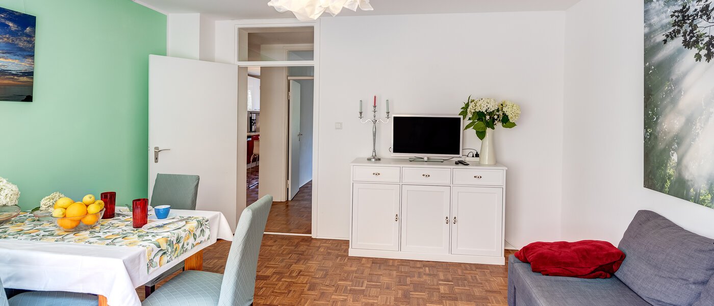 apartment München Schwabing-West 04 living area 14090