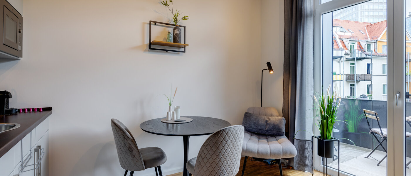 studio München Schwabing 04 living area 14107