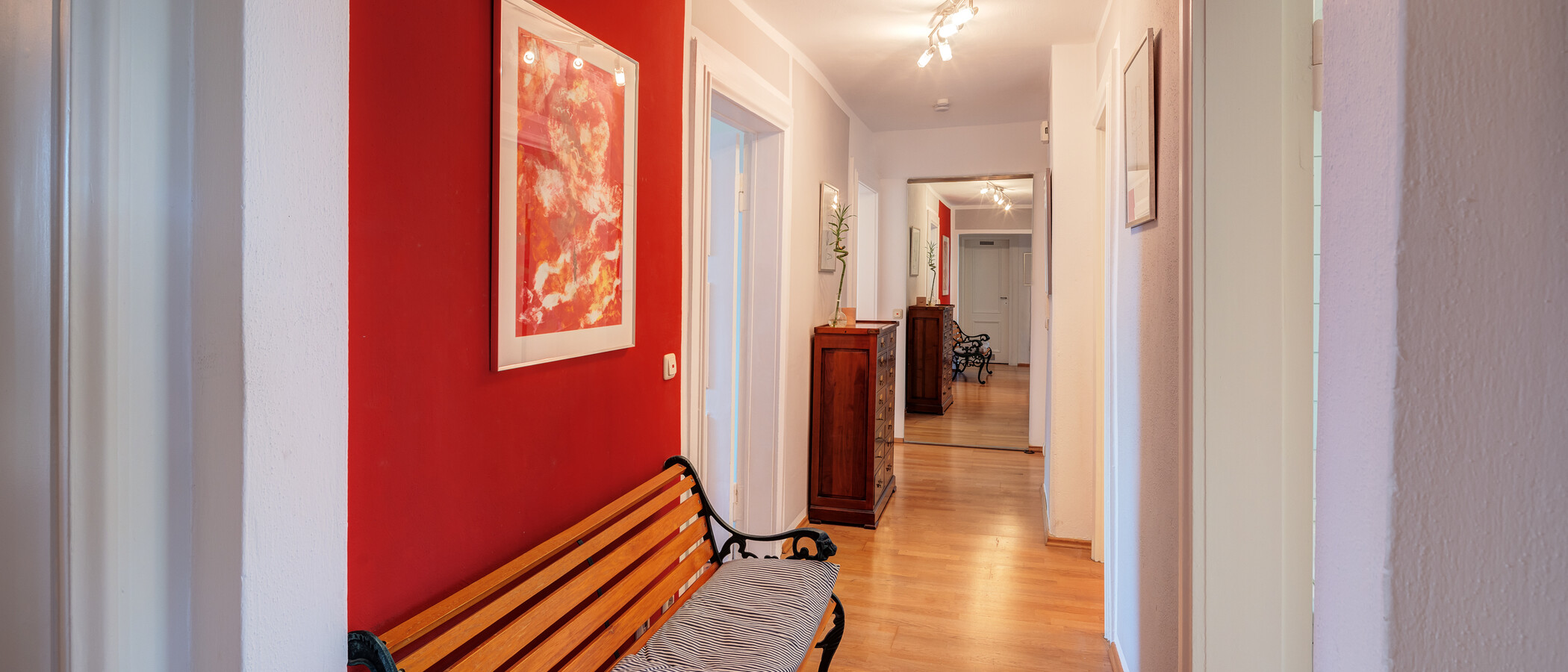 attic apartment München Neuhausen 01 hall 14119