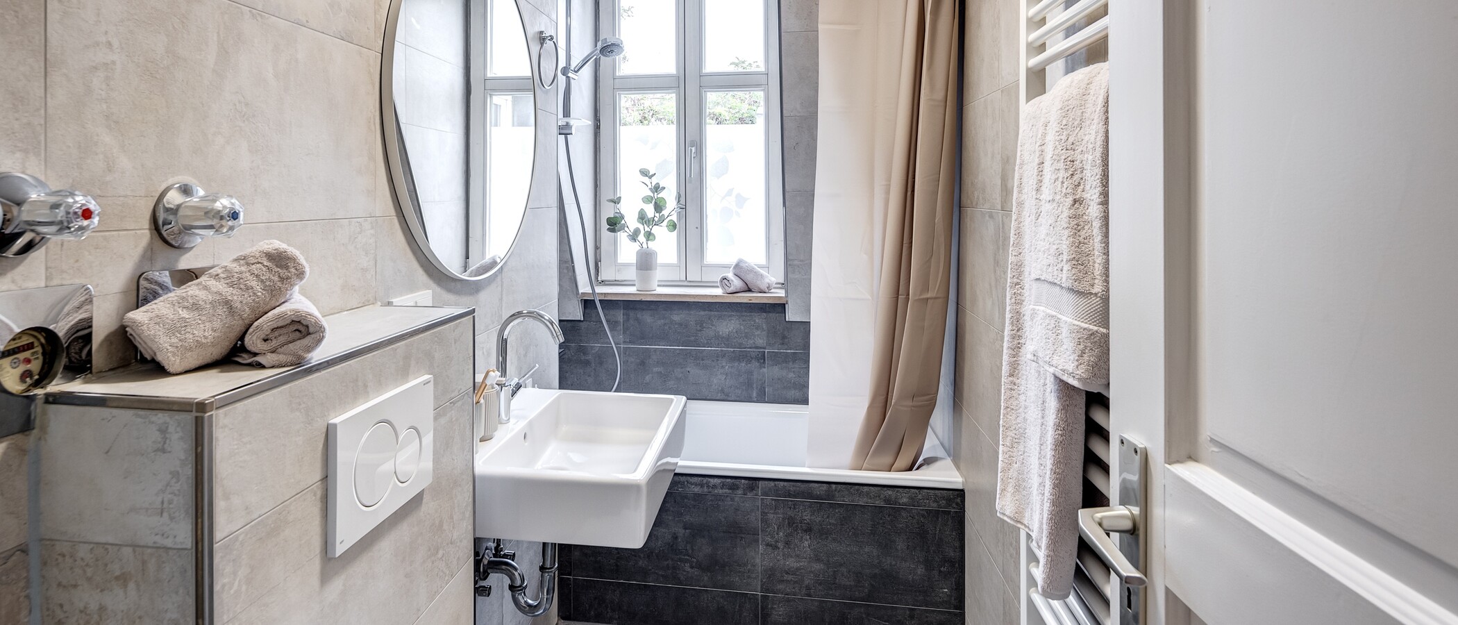 apartment München Haidhausen 01 bathroom 14128