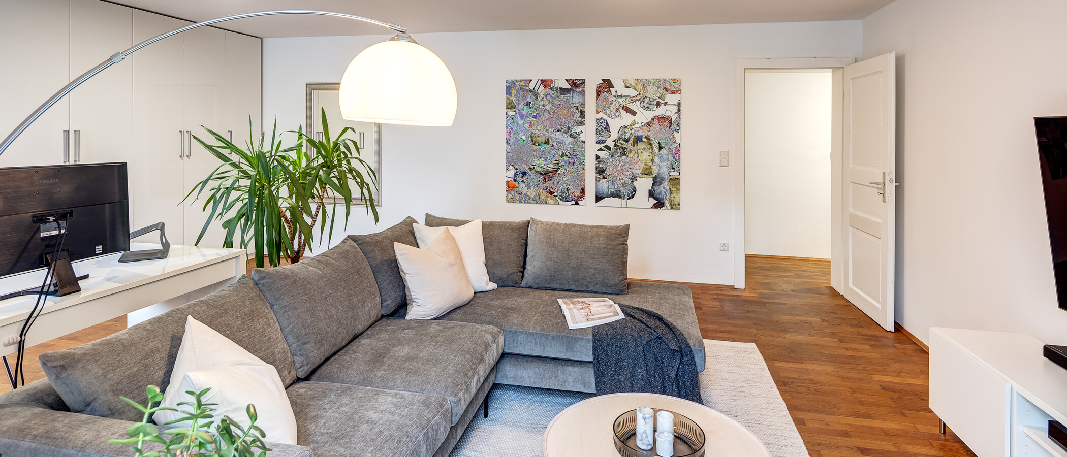 apartment München Haidhausen 04 living area 14128