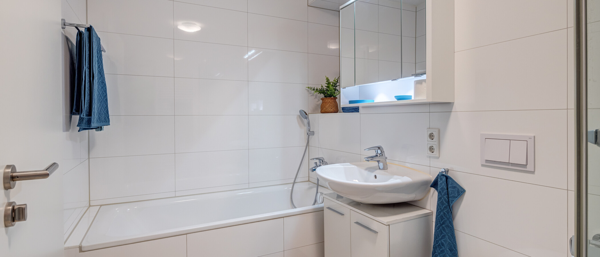 apartment Vaterstetten 03 bathroom 14133