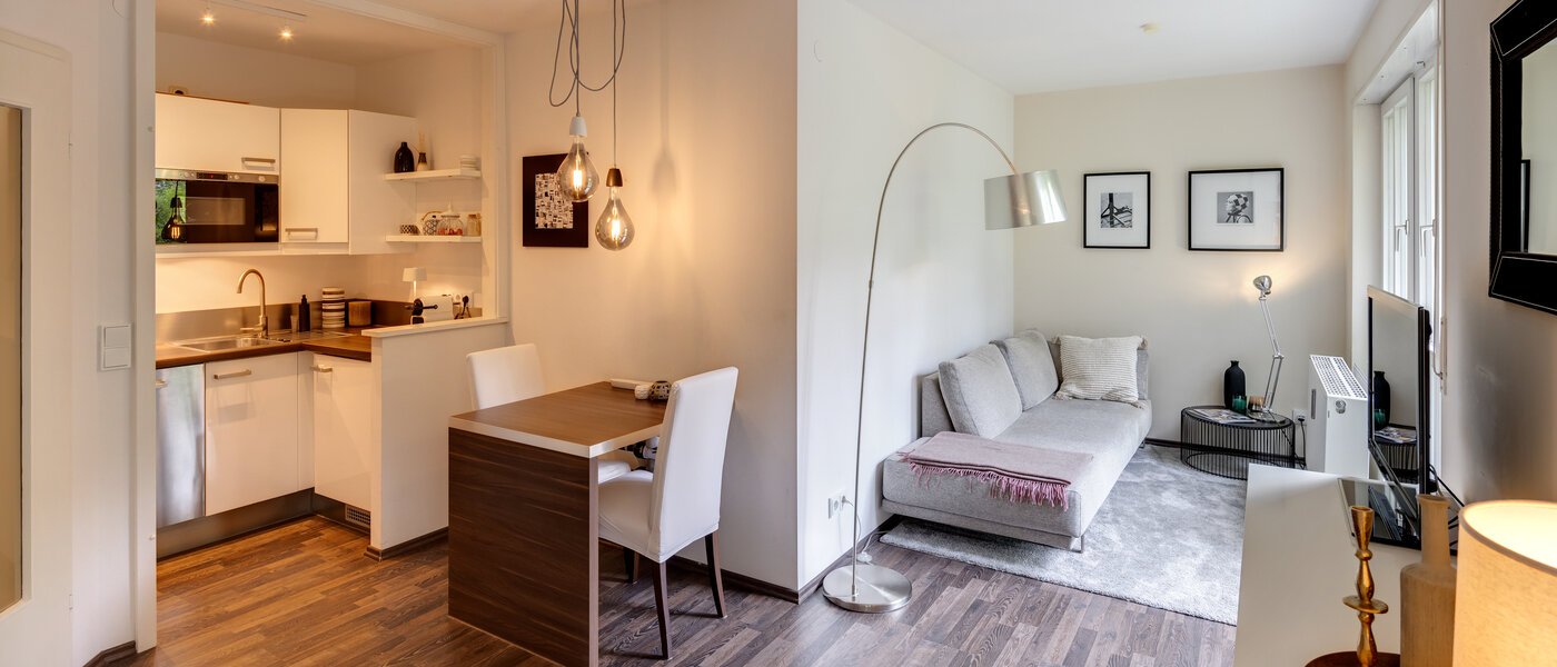 apartment München Schwabing-Nord (zw. Belgrad- & Leopoldstraße) 01 living area 14138