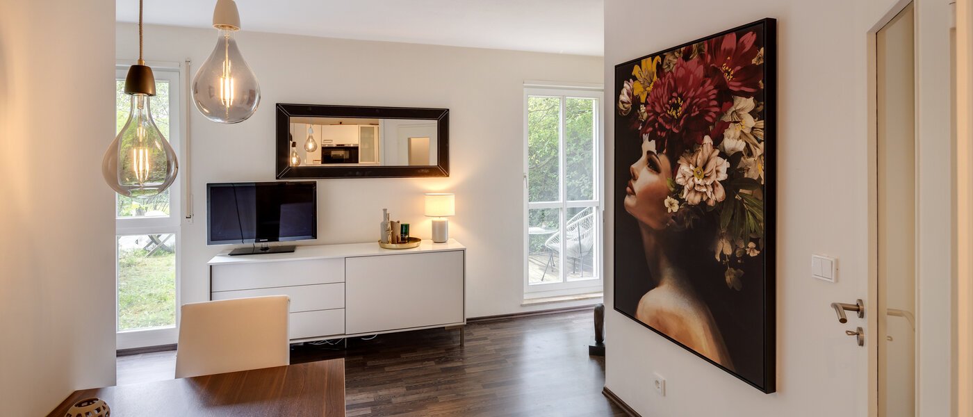 apartment München Schwabing-Nord (zw. Belgrad- & Leopoldstraße) 03 living area 14138