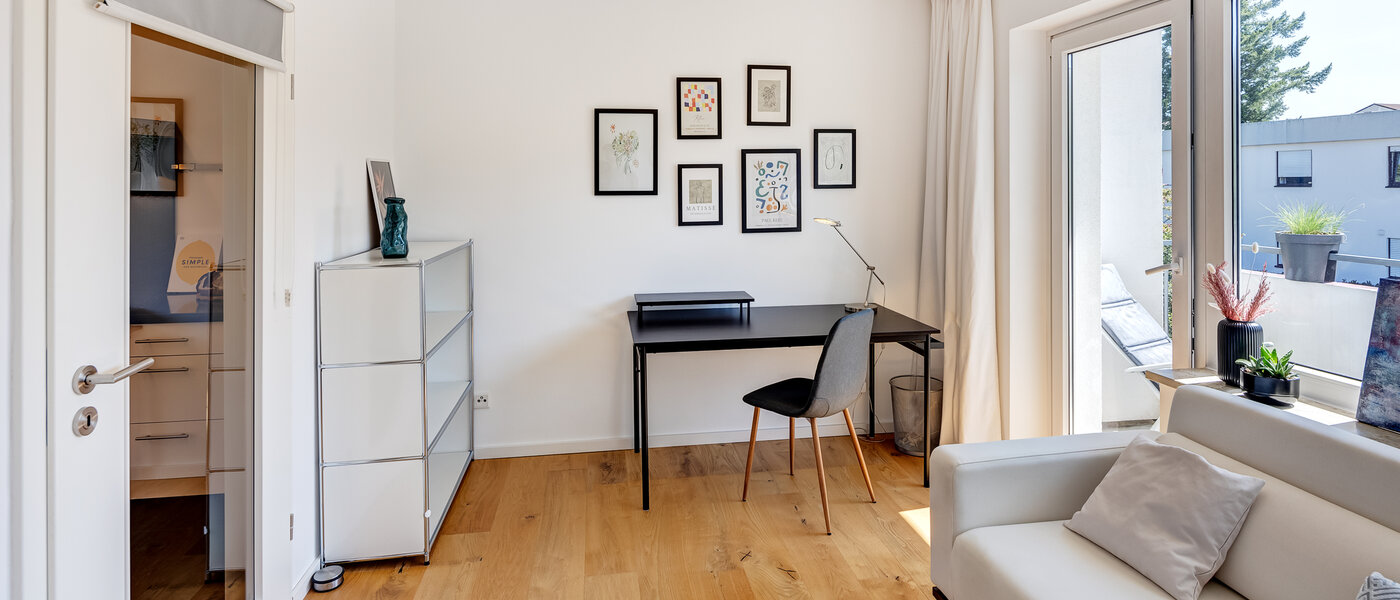 apartment München Fürstenried 03 Workspace/Guestroom 14139