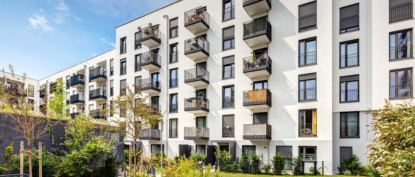 apartment München Untersendling 01 inner courtyard  14149