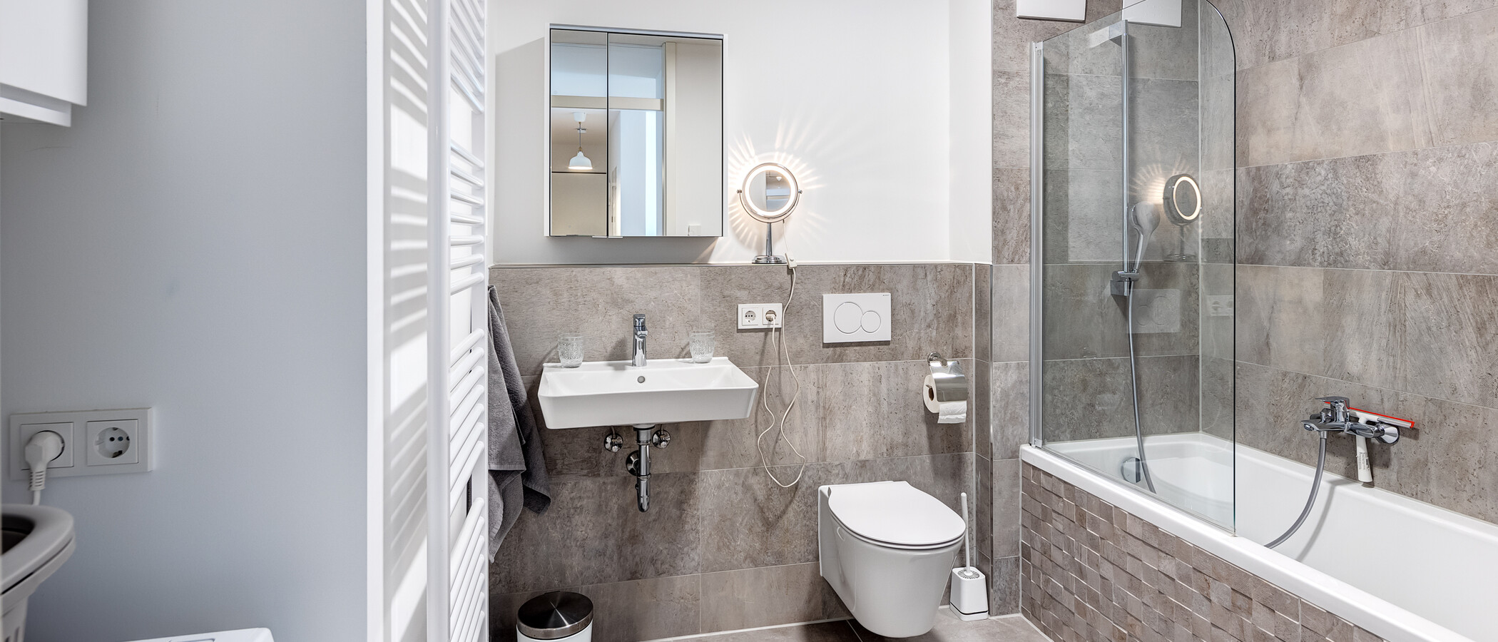 apartment München Neuhausen 01 bathroom 14150