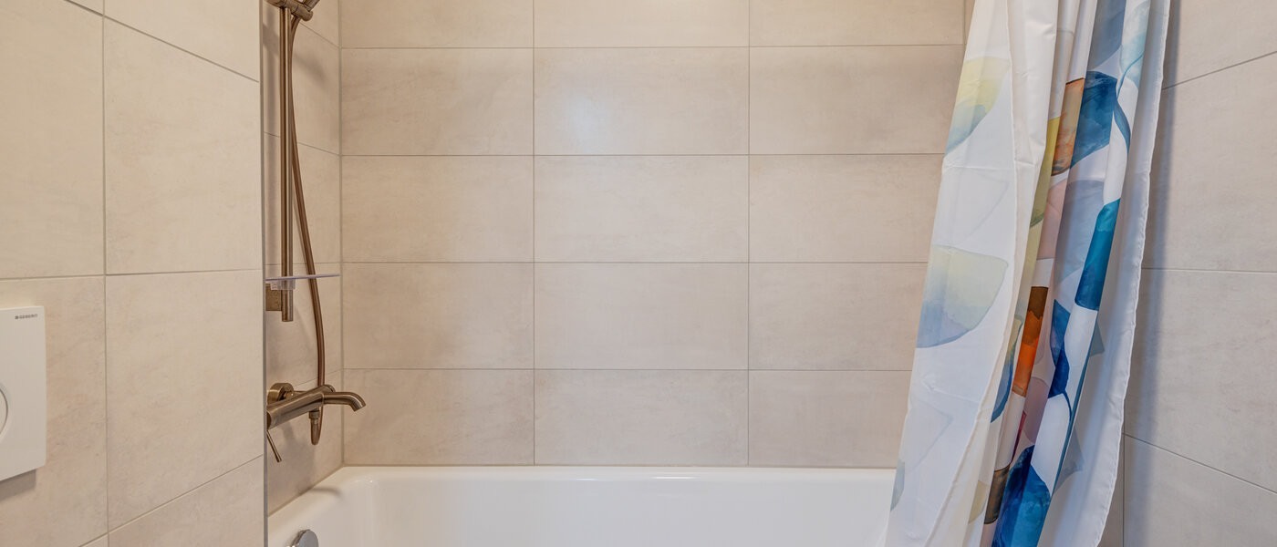 apartment München Obermenzing 02 bathroom 14168