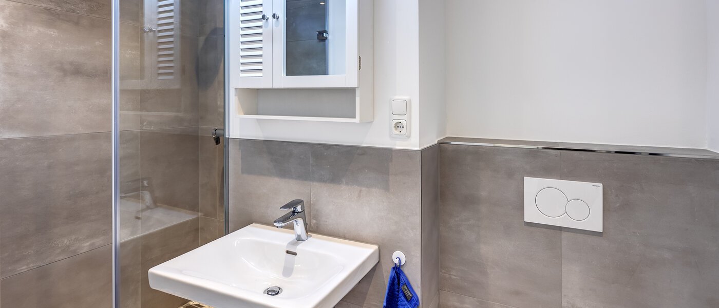 townhouse Germering 02 2. bathroom 14170