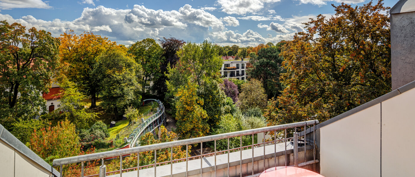 attic apartment München Bogenhausen 01 view 14171