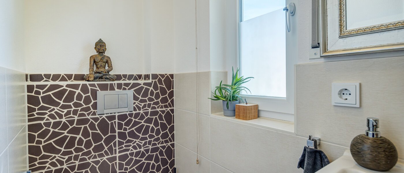 semi-detached house Ottobrunn 01 separate toilet 14180