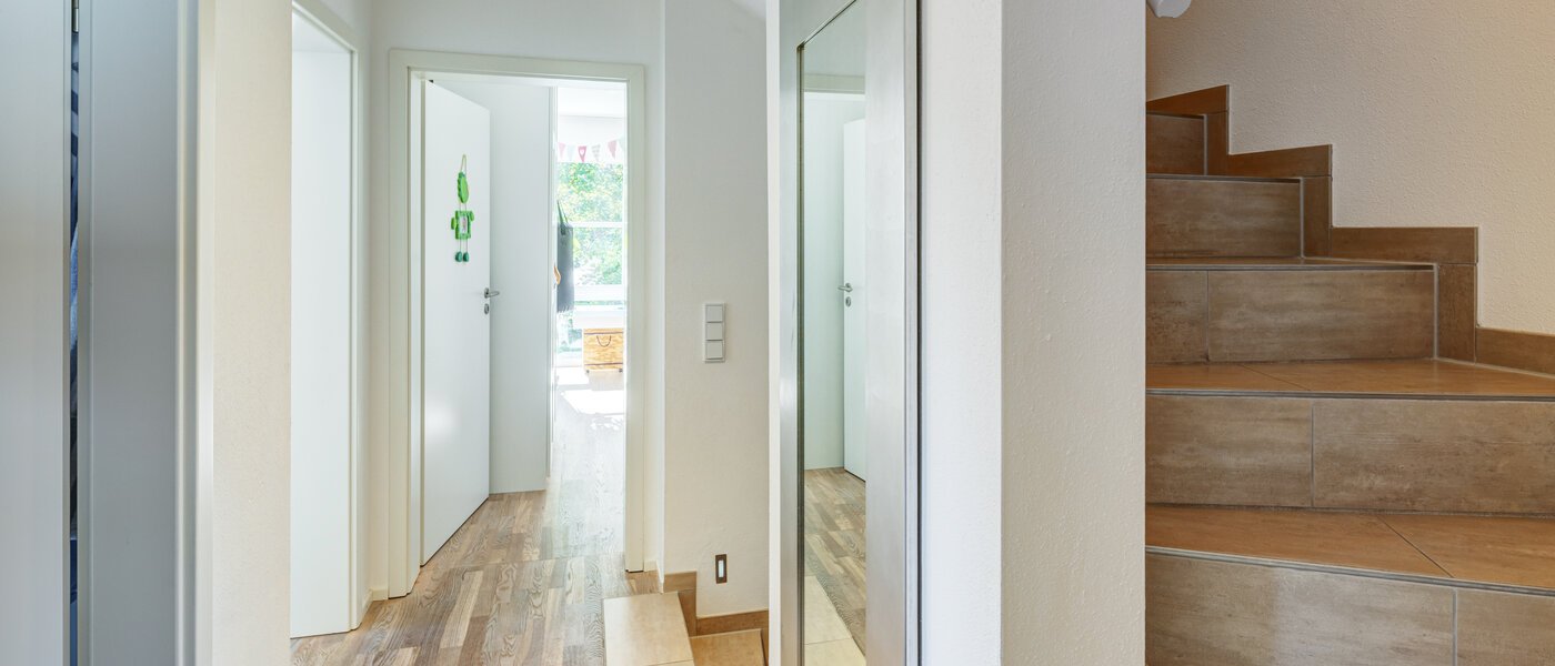 semi-detached house Ottobrunn 03 hall 14180