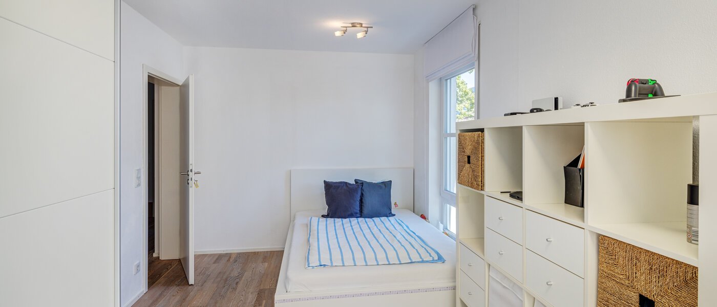 semi-detached house Ottobrunn 01 2. bedroom 14180