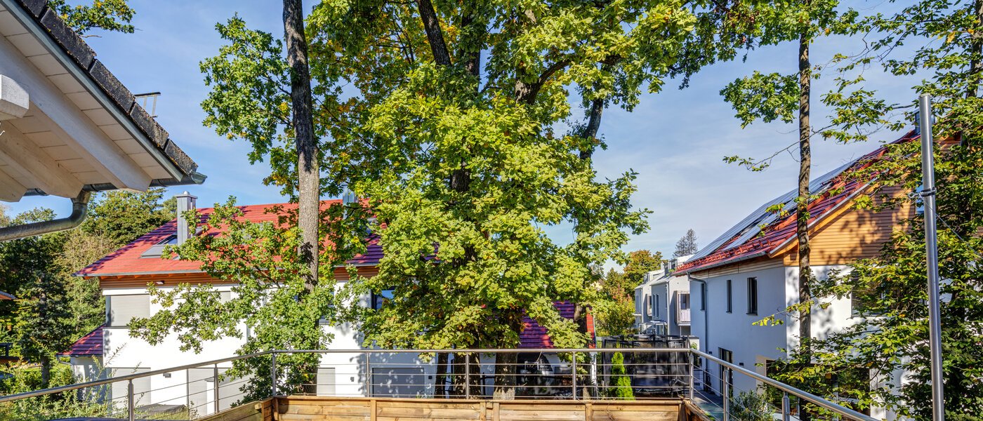 semi-detached house Ottobrunn 01 roof terrace 14180