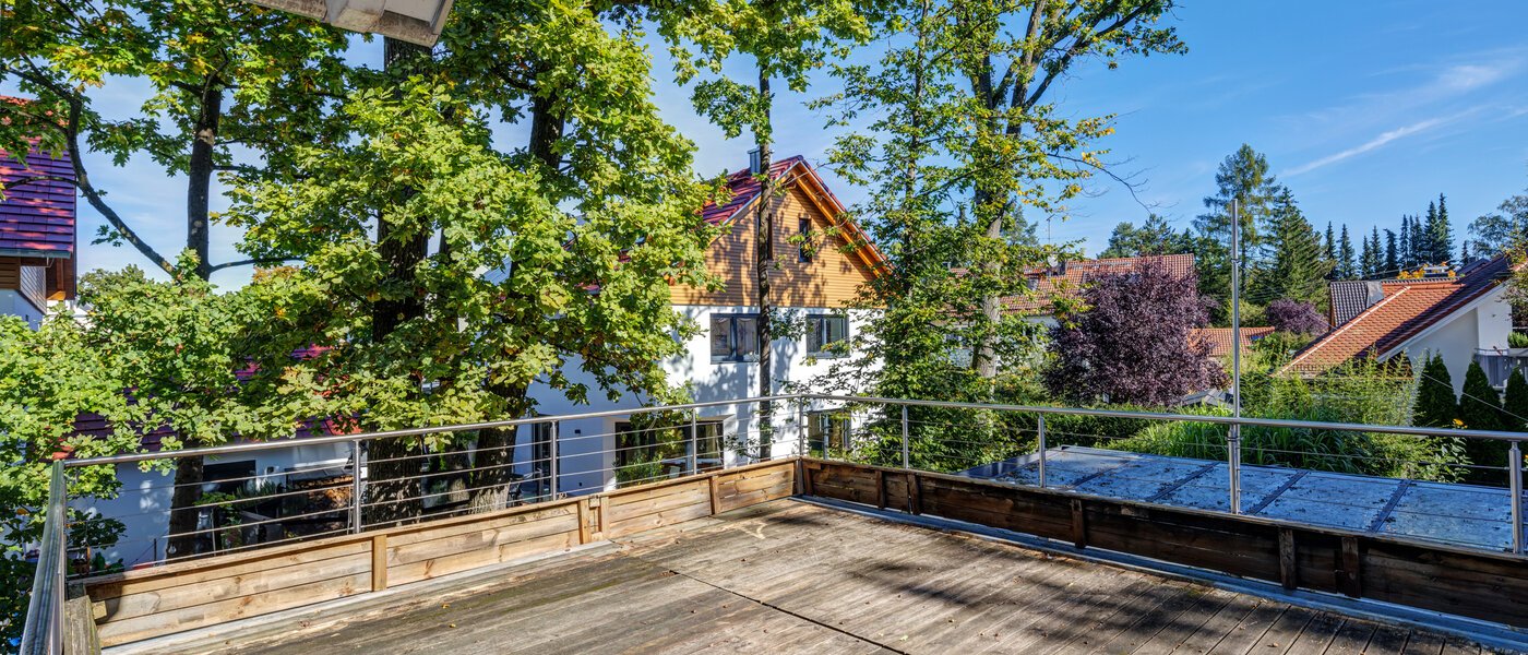 semi-detached house Ottobrunn 02 roof terrace 14180