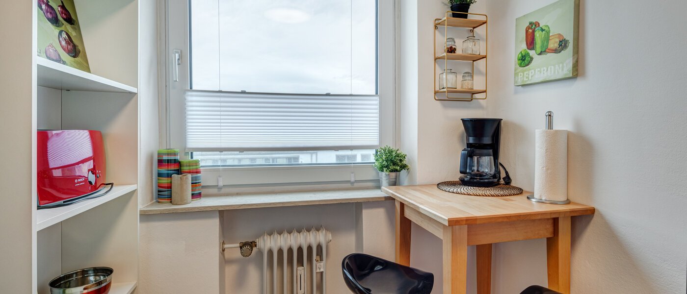 apartment München Bogenhausen 03 kitchen 14183