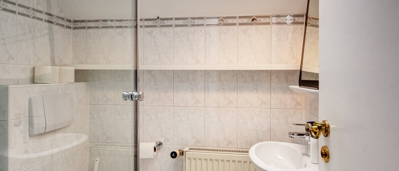 house Berg am Starnberger See 01 2. bathroom 14208