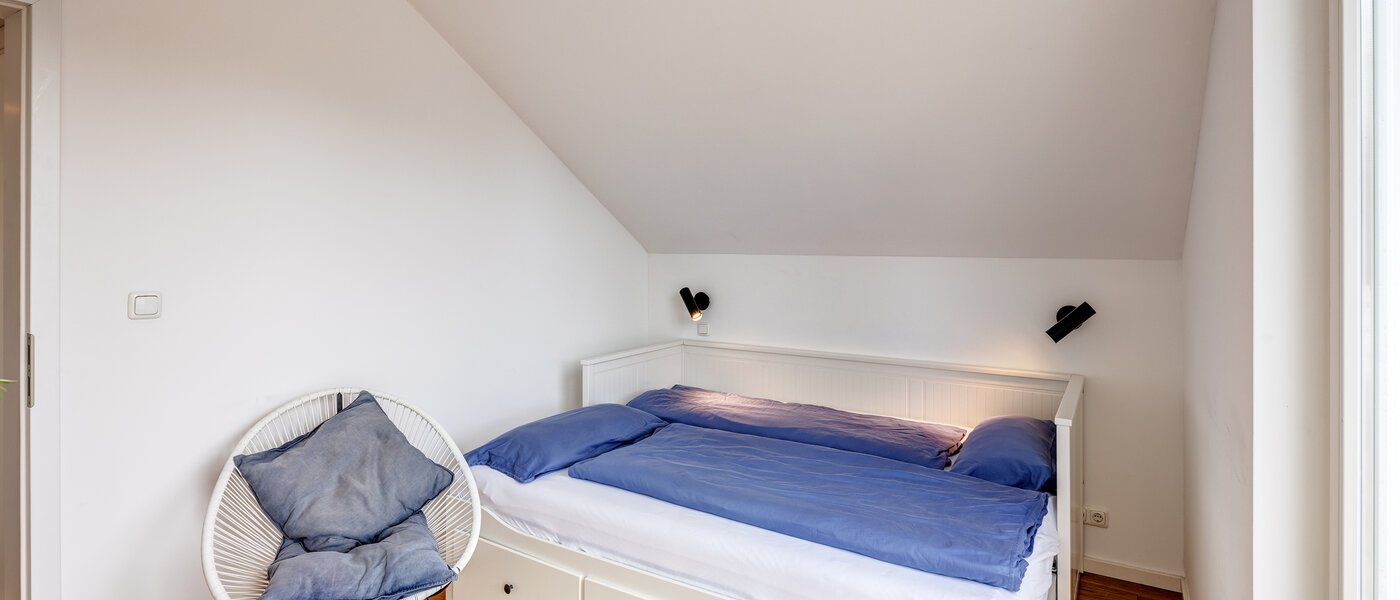 house Berg am Starnberger See 02 2. bedroom 14208