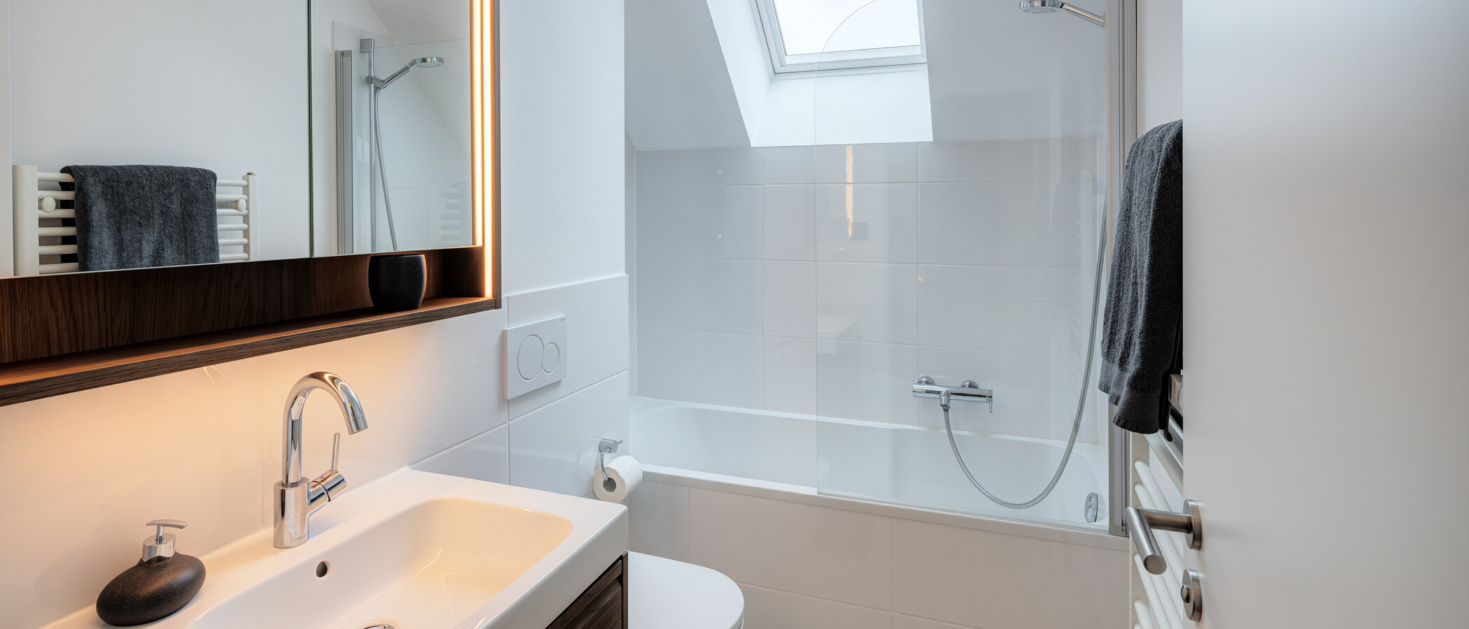 roof terrace apartment München Großhadern 01 bathroom 14211