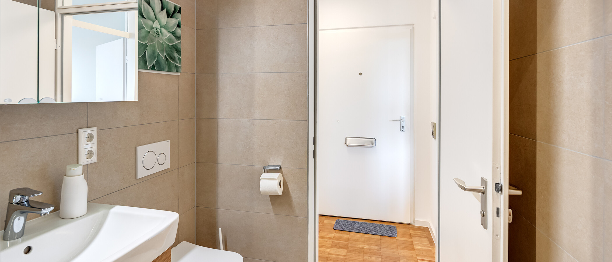 apartment München Schwabing (rechts der Leopoldstraße) 02 bathroom 14213