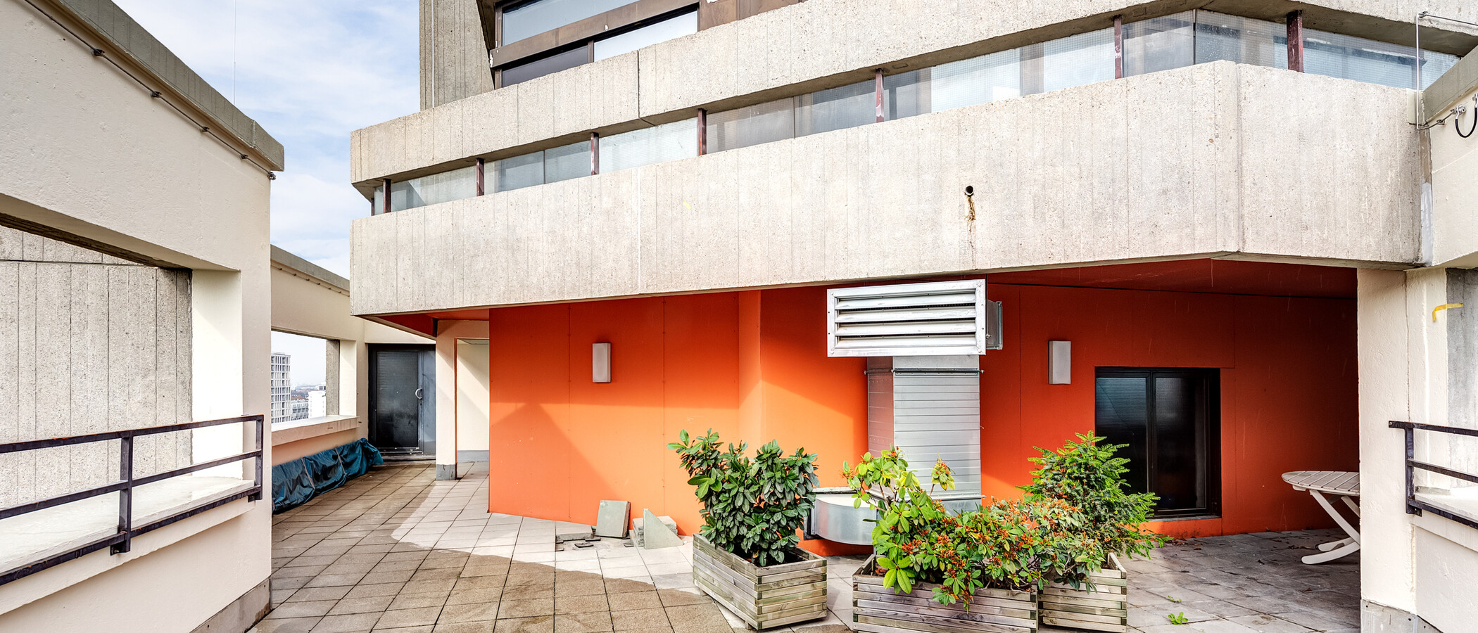 apartment München Schwabing (rechts der Leopoldstraße) 02 communal terrace 14213