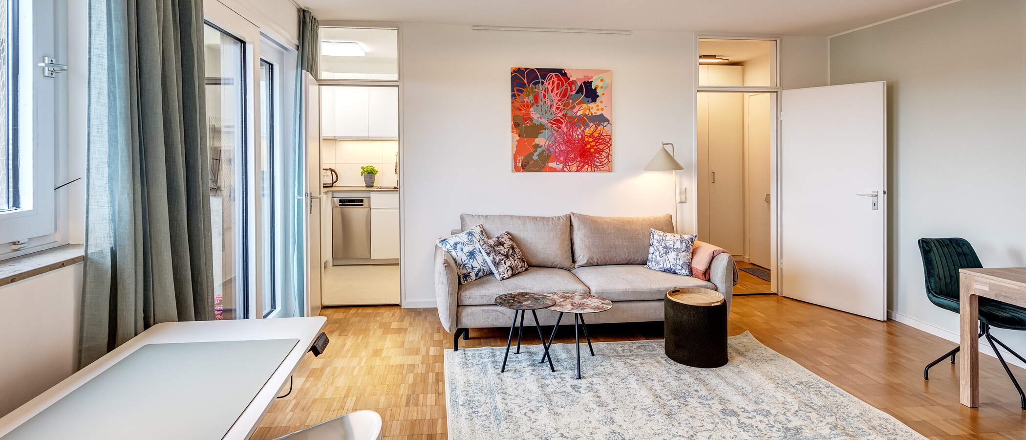 apartment München Schwabing (rechts der Leopoldstraße) 03 living room 14213