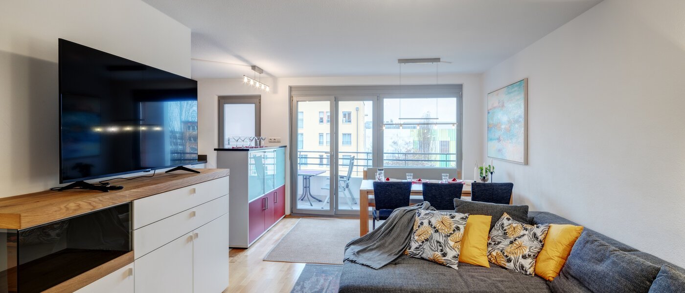 apartment München Milbertshofen 01 living area 14220