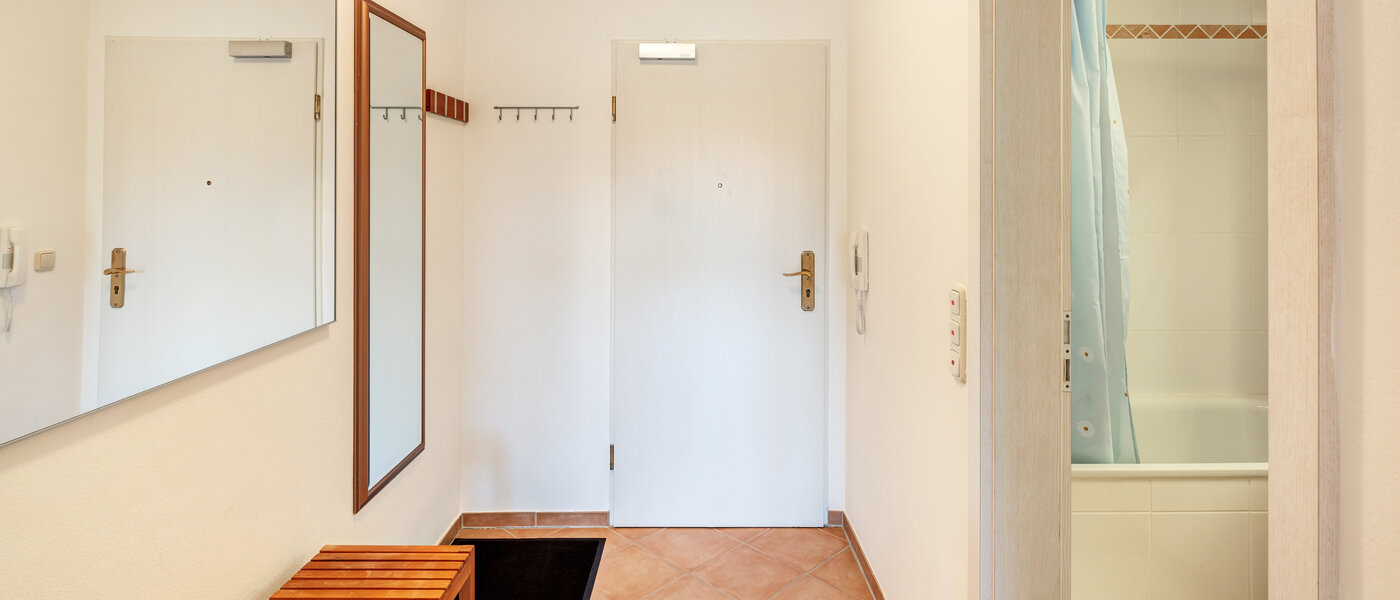 apartment München Harlaching 01 hall 14232