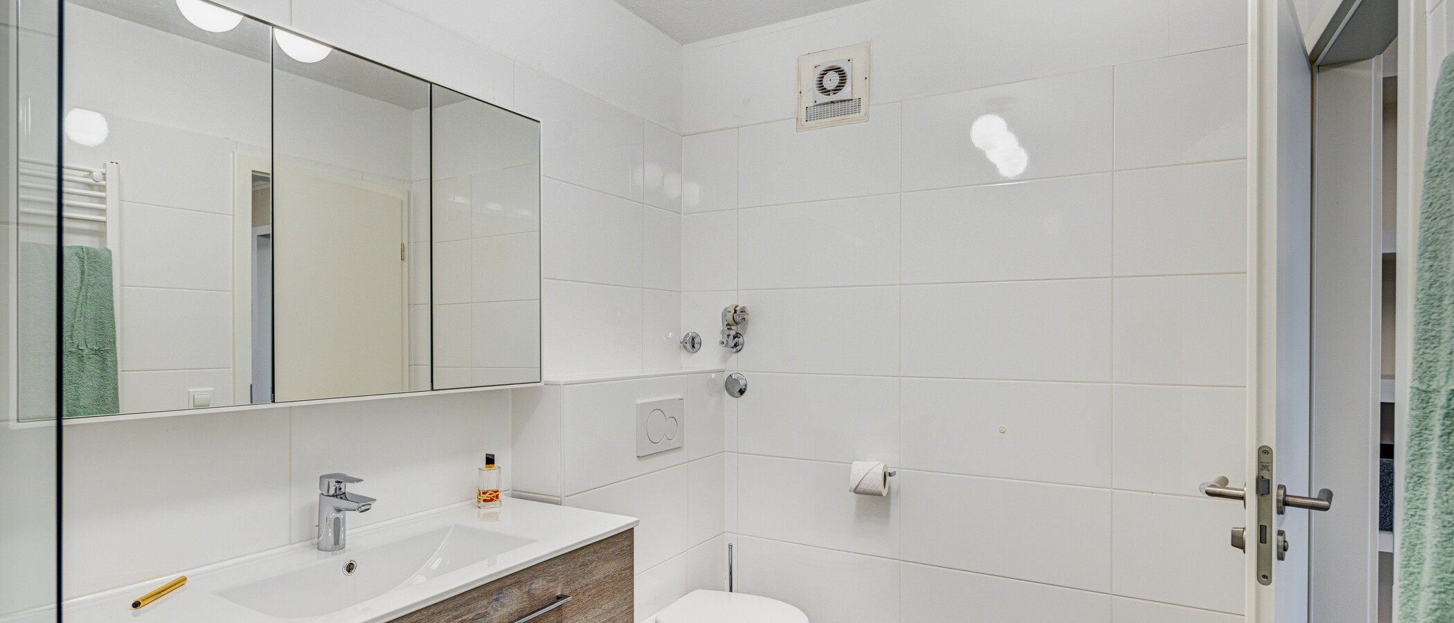 apartment München Schwanthalerhöhe 02 bathroom 14233