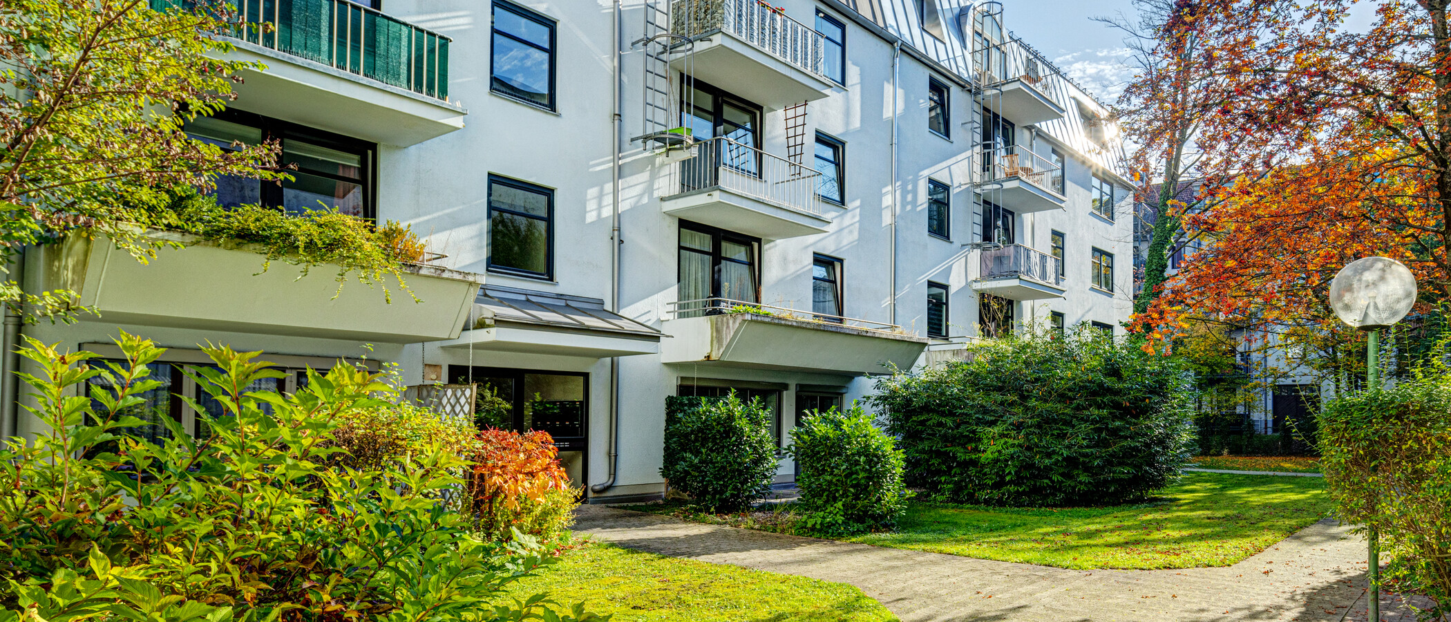 apartment München Schwanthalerhöhe 01 inner courtyard  14233