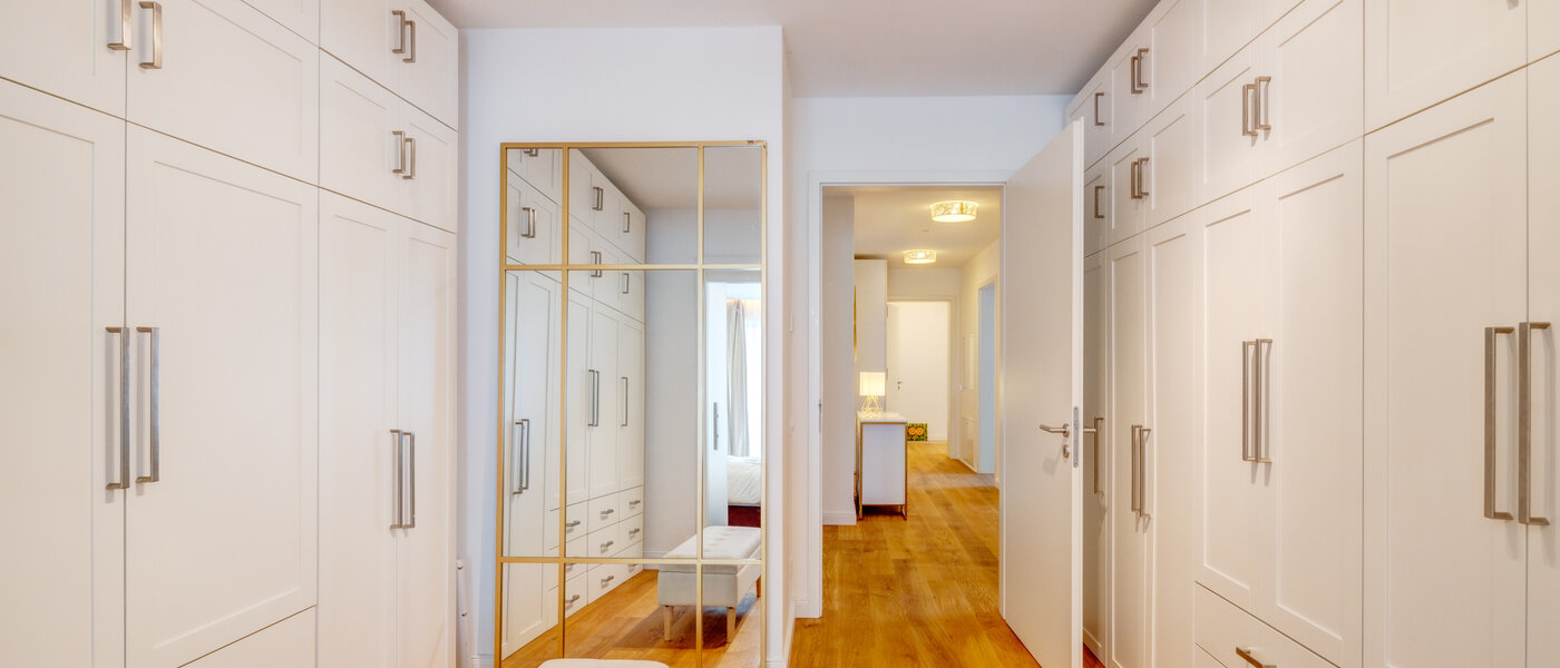 apartment München Solln 01 dressing room 14237