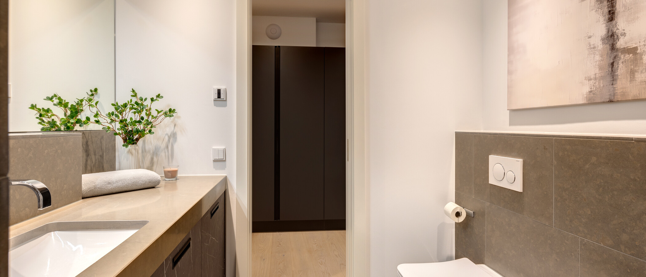apartment München Maxvorstadt 04 bathroom 14239