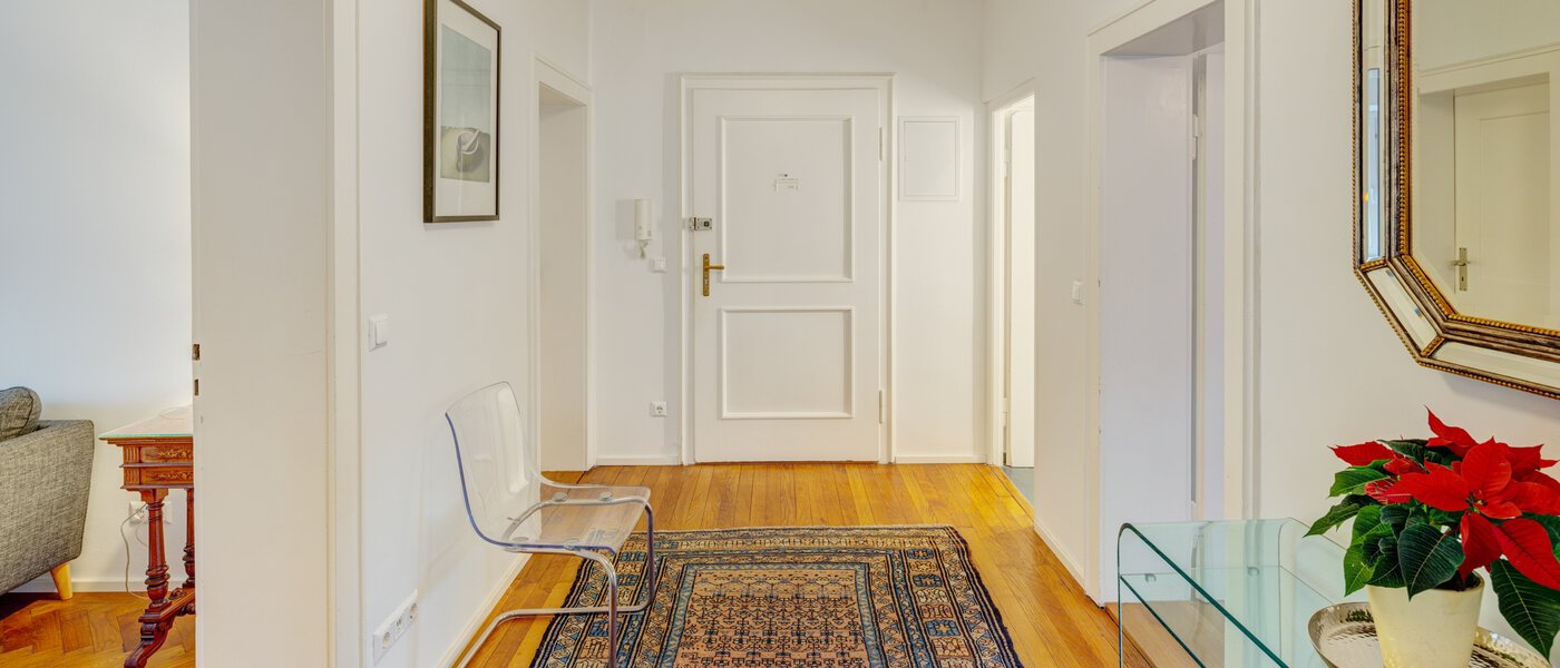 apartment München Bogenhausen 02 hall 14241