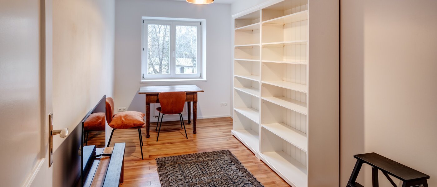 apartment München Bogenhausen 01 office 14241