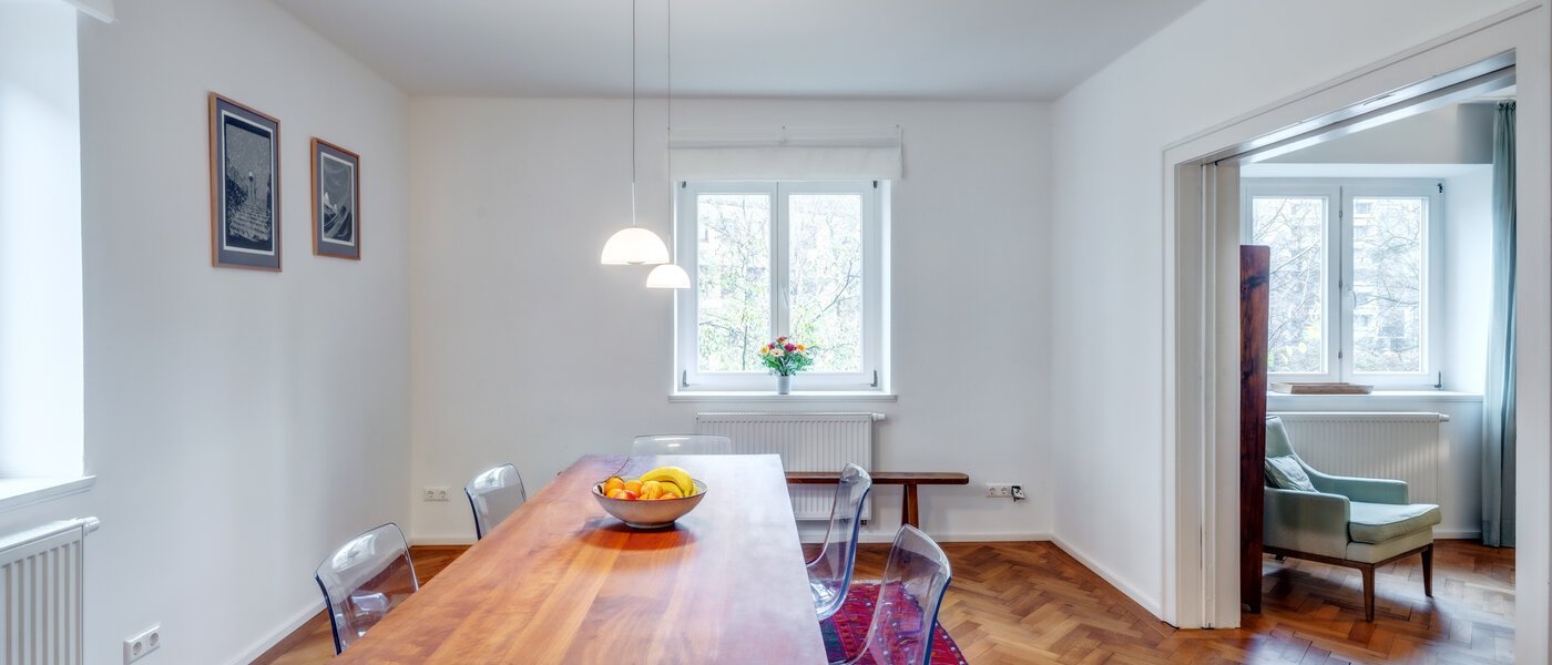 apartment München Bogenhausen 02 dining room 14241