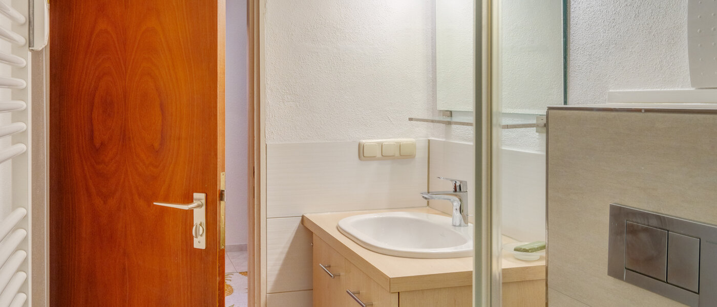 apartment München Milbertshofen 02 bathroom 14242