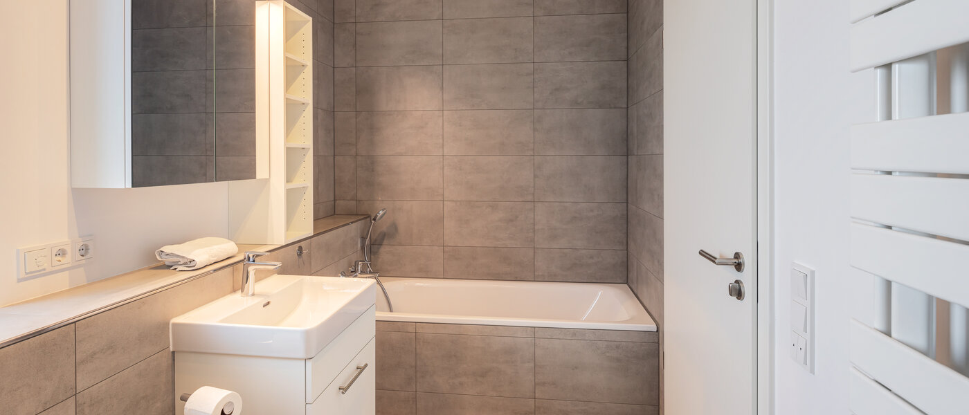 penthouse Putzbrunn 02 bathroom 14256